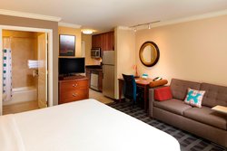  - TownePlace Suites by Marriott Shenandoah - I-45, Exit 77