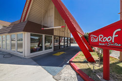  - Red Roof Inn Needles - I-40, Exit 141