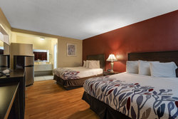  - Red Roof Inn Needles - I-40, Exit 141