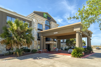 Holiday Inn Express Hotel & Suites Beeville