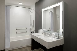  - Marriott Hotel Downtown Tacoma - I-705