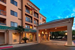  - Courtyard by Marriott Hotel Arboretum Austin