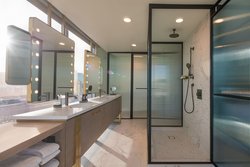  - W Hotel Midtown Nashville - I-40 & I-65, Exit 209