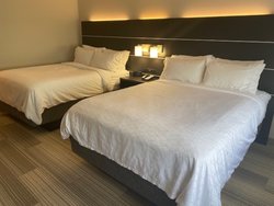  - Holiday Inn Express & Suites North Warrensburg