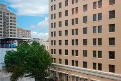  - Aloft Hotel Downtown Austin - I-35, Exit 234B