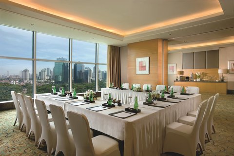 THE RITZ-CARLTON PACIFIC PLACE - Photo 37
