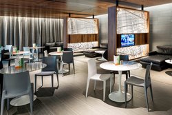  - Courtyard by Marriott Hotel Long Island City