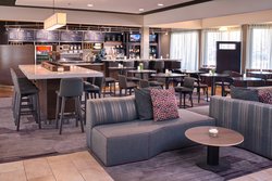  - Courtyard by Marriott Hotel Downtown St Louis - I-64, Exits 38A & 38B