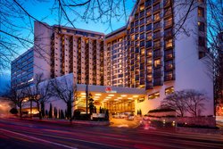  - Marriott Hotel Downtown Waterfront Portland - I-405, Exit 1B & 1C