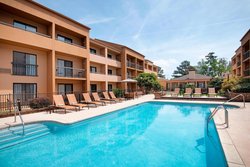  - Courtyard by Marriott Hotel Midtown Savannah