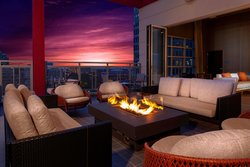  - Courtyard by Marriott Downtown Dallas - I-35, Exit 428C