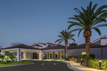 Courtyard by Marriott-Orlando Airport