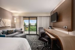  - Courtyard by Marriott North Dayton - I-75, Exit 59