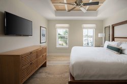  - Waterline Marina Resort Holmes Beach