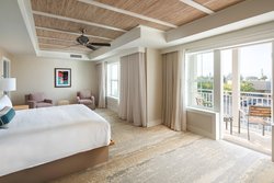  - Waterline Marina Resort Holmes Beach