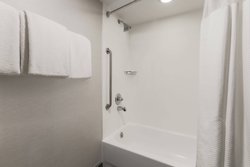  - Courtyard by Marriott Hotel Louisville