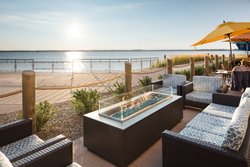  - Courtyard by Marriott Hotel Bayfront Erie