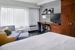  - Courtyard by Marriott Hotel Paramus