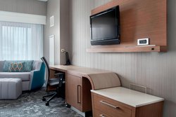  - Courtyard by Marriott Elizabeth - I-95, Exit 13A
