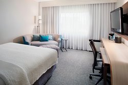  - Courtyard by Marriott Hotel Quorum Addison