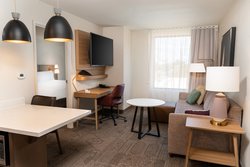  - Staybridge Suites Wine Country Temecula - I-15, Exit 61