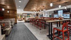  - Holiday Inn Northeast Clarksville - I-24, Exit 4