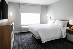 - TownePlace Suites by Marriott Oshkosh - I-41, Exit 119