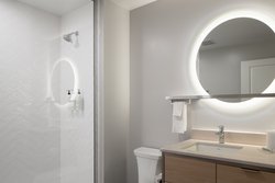  - TownePlace Suites by Marriott Oshkosh - I-41, Exit 119