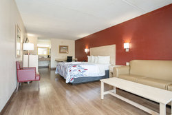  - Red Roof Inn & Suites Parkway Pigeon Forge