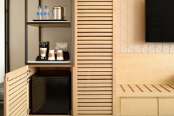  - Sheraton Park Hotel at Anaheim - I-5, Exit 109