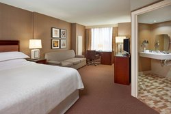 - Sheraton Parkway Hotel & Suites Richmond Hill