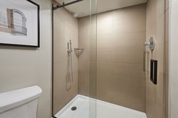  - Sheraton Parkway Hotel & Suites Richmond Hill