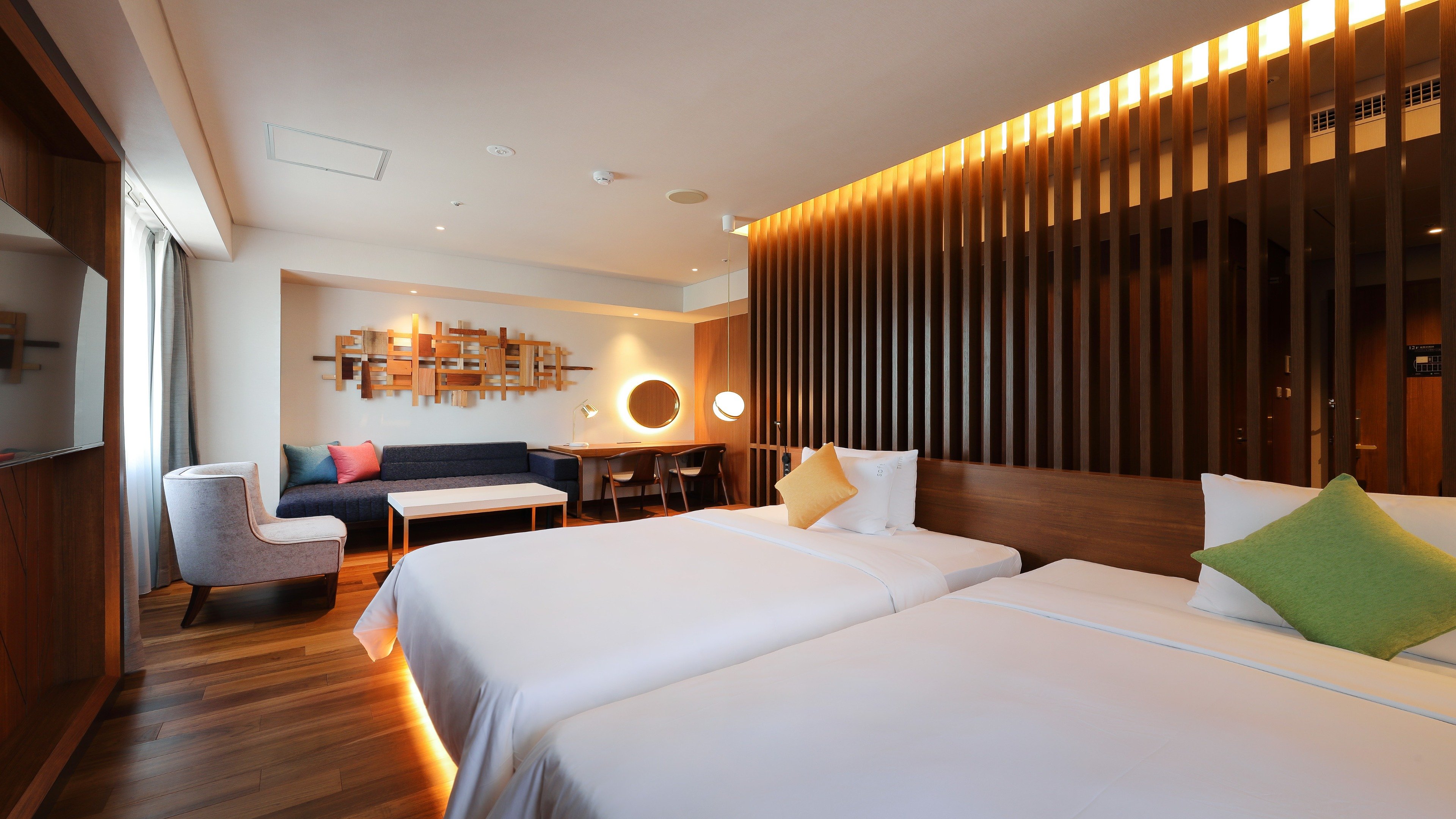 HOLIDAY INN ANA SENDAI BY IHG-guestroom-2 Double Beds Suite 42? Room High Floor.jpg