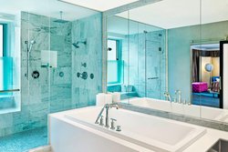  - W Hotel City Center Chicago