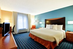  - Fairfield Inn & Suites by Marriott Market Center Dallas - I-35, Exit 430B