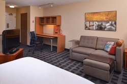  - Candlewood Suites St Charles - I-70, Exit 227