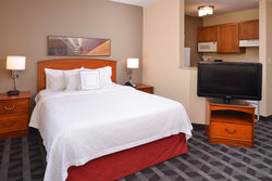  - Candlewood Suites St Charles - I-70, Exit 227