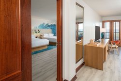  - Sheraton Kauai Coconut Beach Resort Kapaa