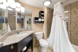  - Red Roof Inn & Suites West Columbus - I-270, Exit 7