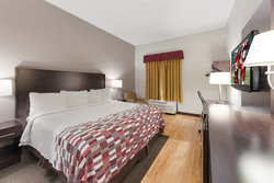  - Red Roof Inn & Suites West Columbus - I-270, Exit 7