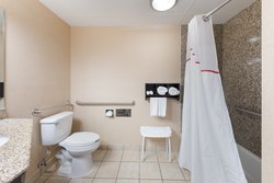  - Red Roof Inn & Suites West Columbus - I-270, Exit 7