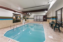  - Red Roof Inn & Suites West Columbus - I-270, Exit 7