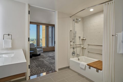 SHERATON DENVER DOWNTOWN - Photo 22