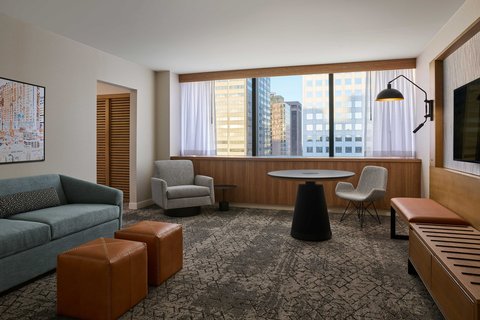 SHERATON DENVER DOWNTOWN - Photo 44