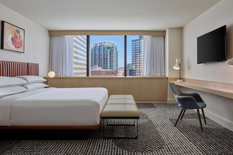 SHERATON DENVER DOWNTOWN - Photo 37