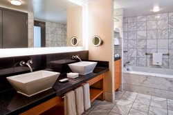  - Westin Hotel Detroit Metropolitan Airport
