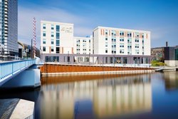  - Aloft Hotel Downtown Milwaukee - I-43, Exit 73A