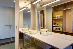  - Aloft Hotel Downtown Milwaukee - I-43, Exit 73A