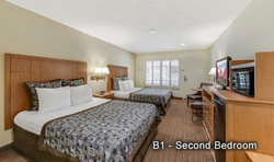  - Anaheim Desert Inn & Suites - I-5, Exit 110