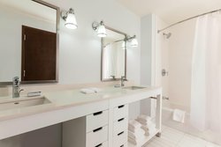  - Four Points by Sheraton Hotel Seattle Airport Des Moines